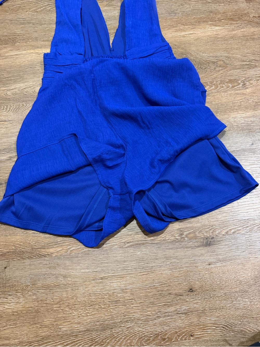 One Clothing Los Angeles Blue Plunge Romper Tie Shoulder Size Small - Picture 6 of 8
